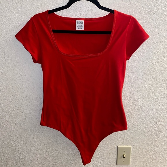 PINK by Victorias Secret Red T-Shirt Thong Bodysuit - Size Large - Picture 2 of 6